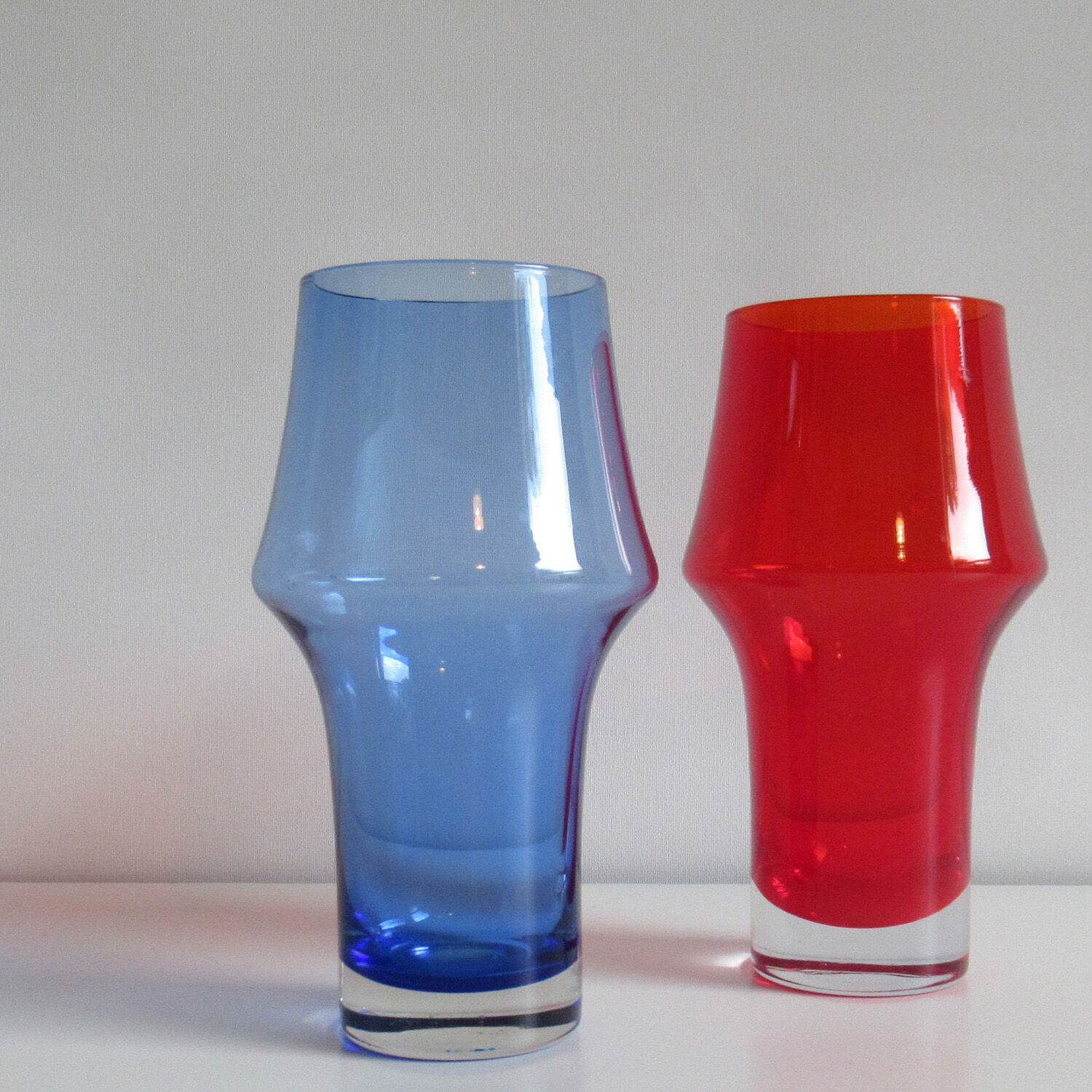 Red coloured glass vase Riihimaki Finland