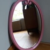 Miroir ovale 49x39 cadre en fonte émaillée rose Art Déco