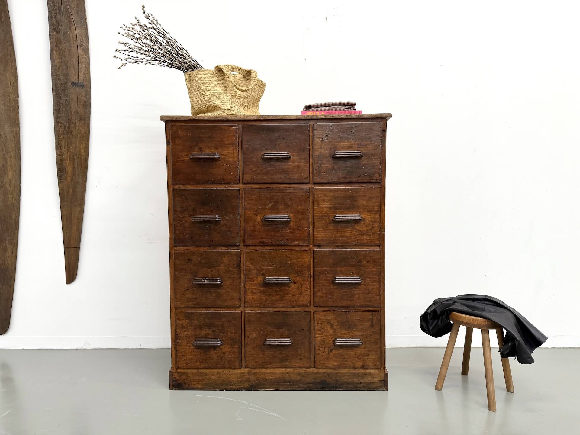 Meuble de métier ancien à 12 tiroirs, circa 1900