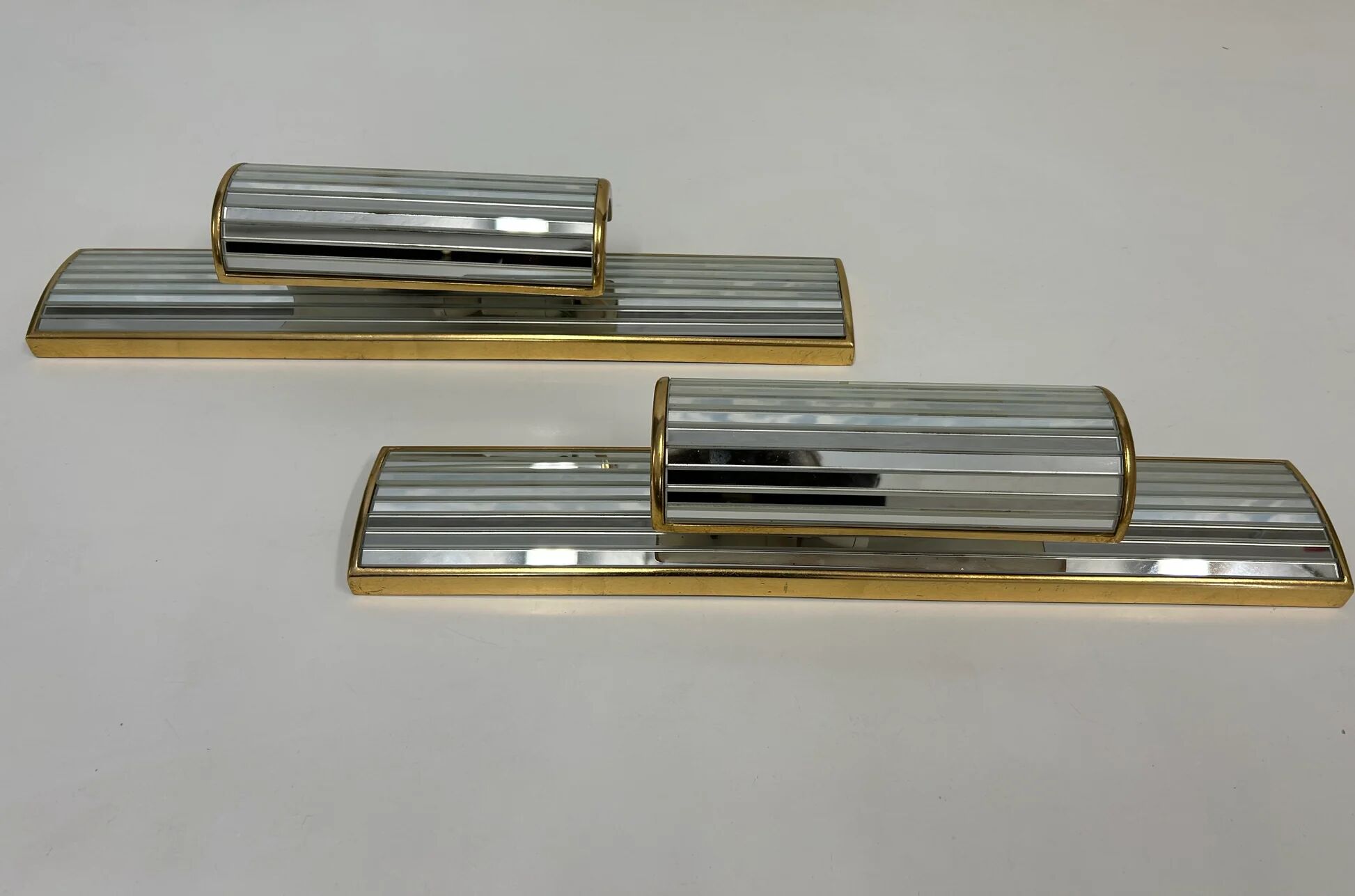 Pair of mirrored sconces by Dekundt, Belgium, 1980s (model 1620-114)