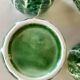 Service Vintage Années 70 – Carafe Majolica Verte + 6 Mugs Feuillage
