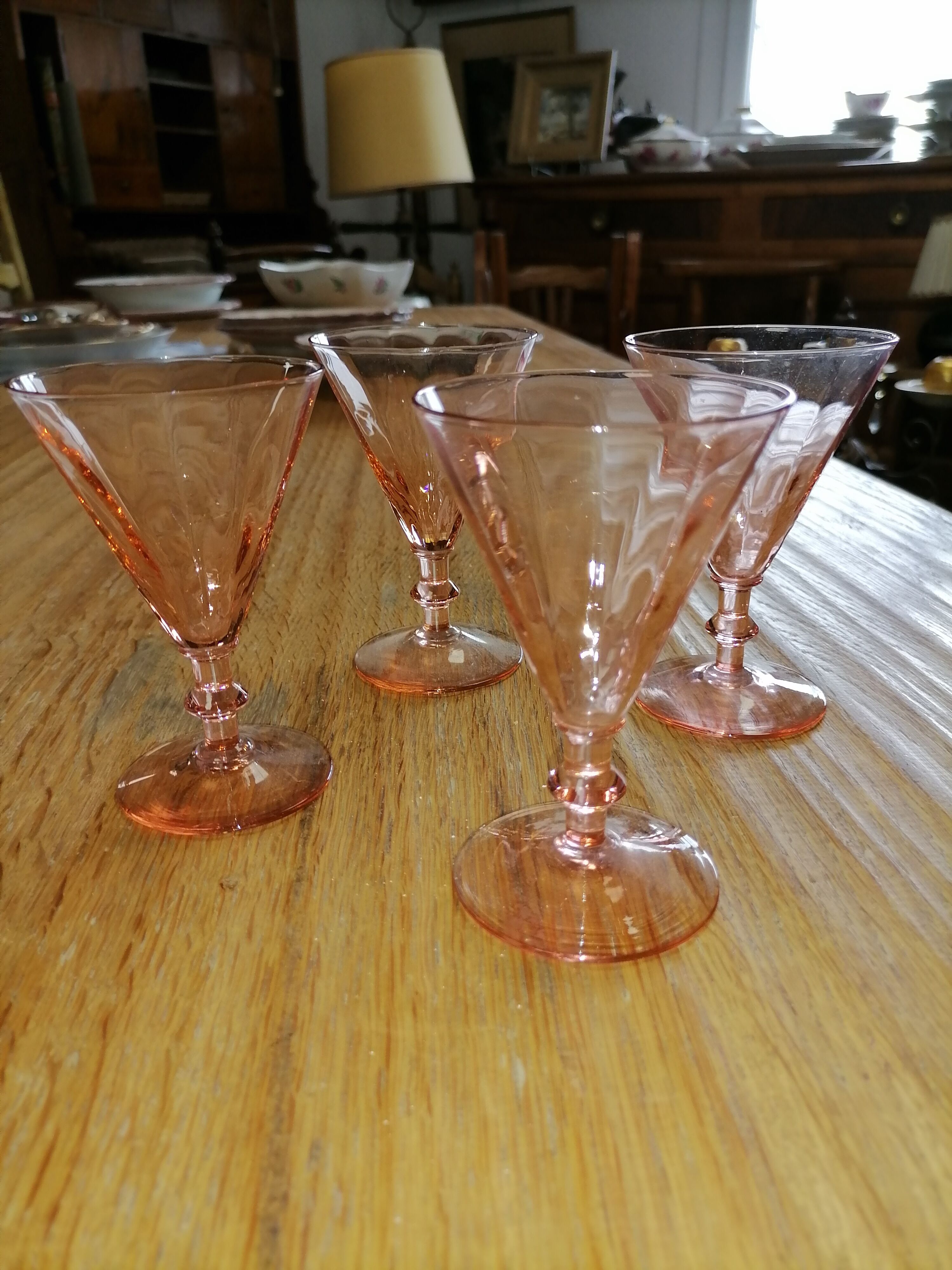 Glass pink cut