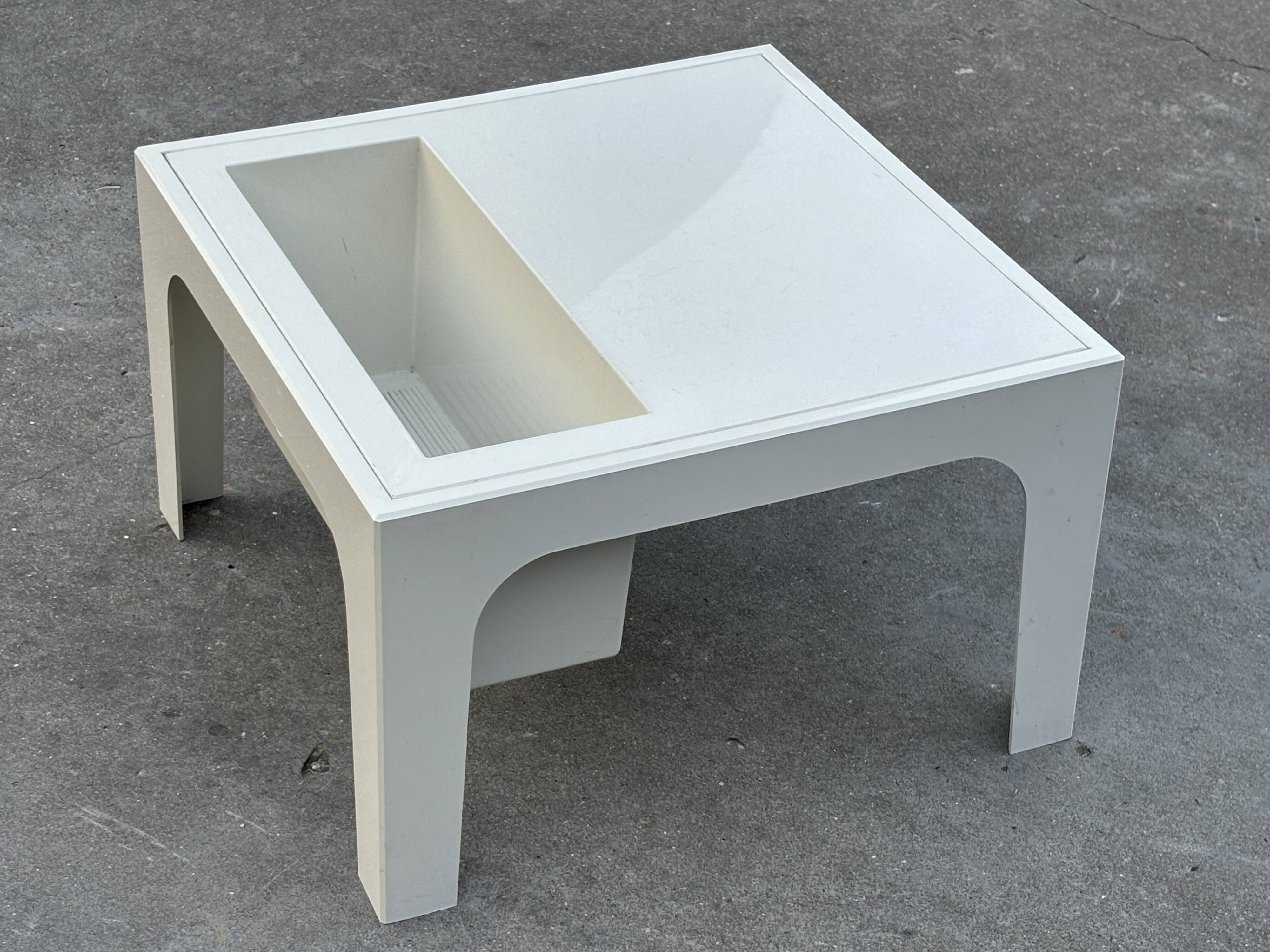 Vintage table with magazine holder, 70s space age