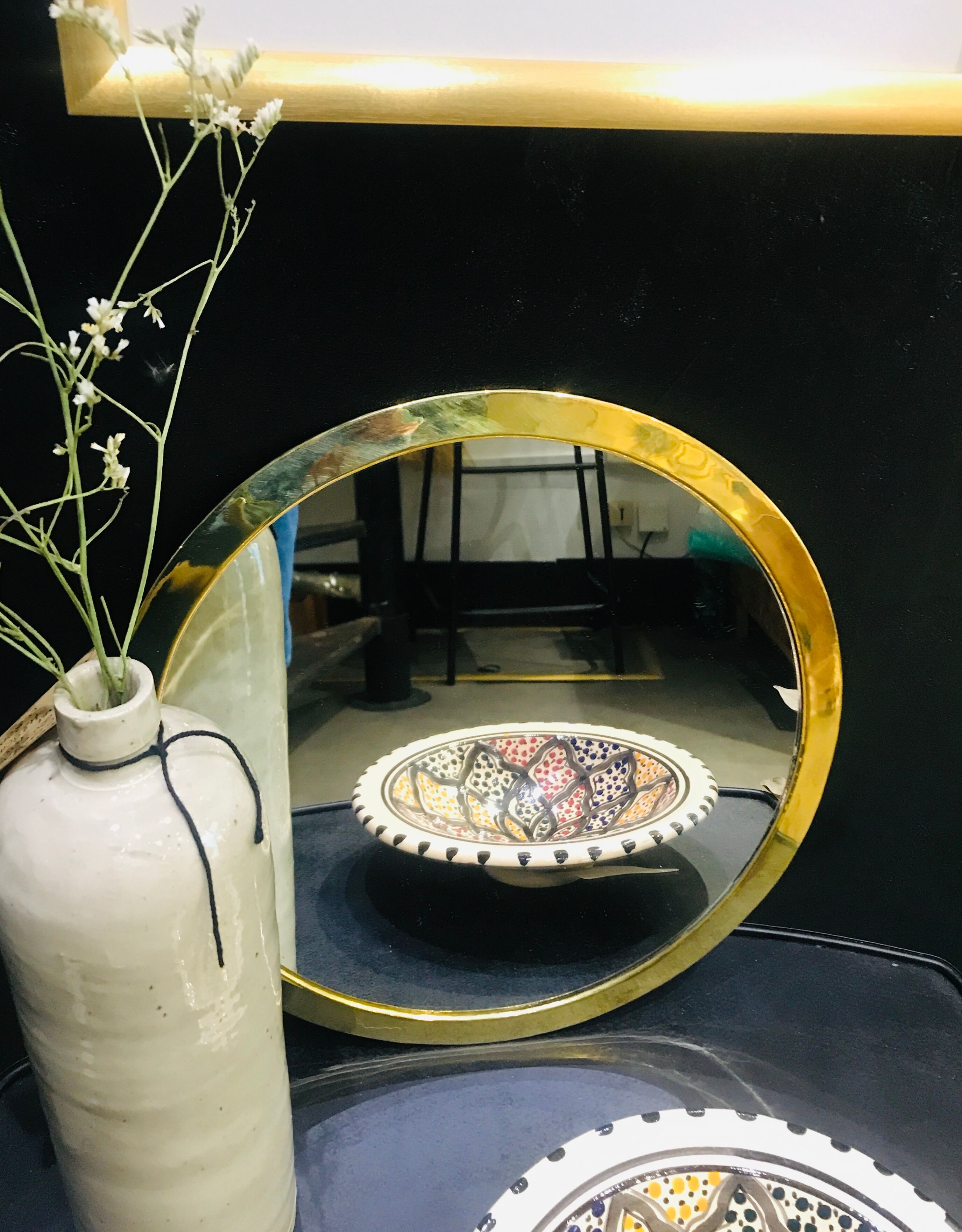 Round brass mirror 32 cm