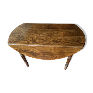 Table in solid elm