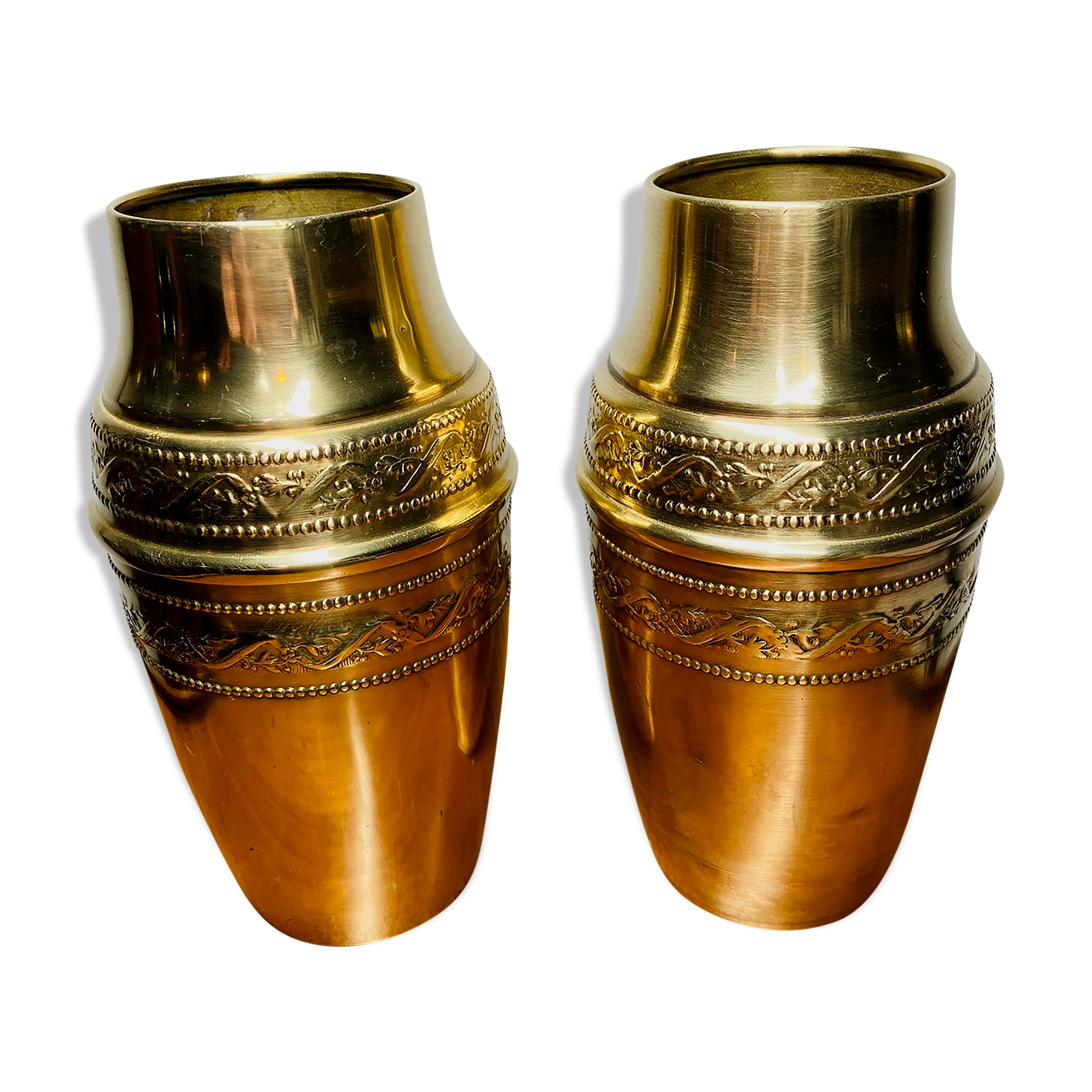 Paire de vases en laiton