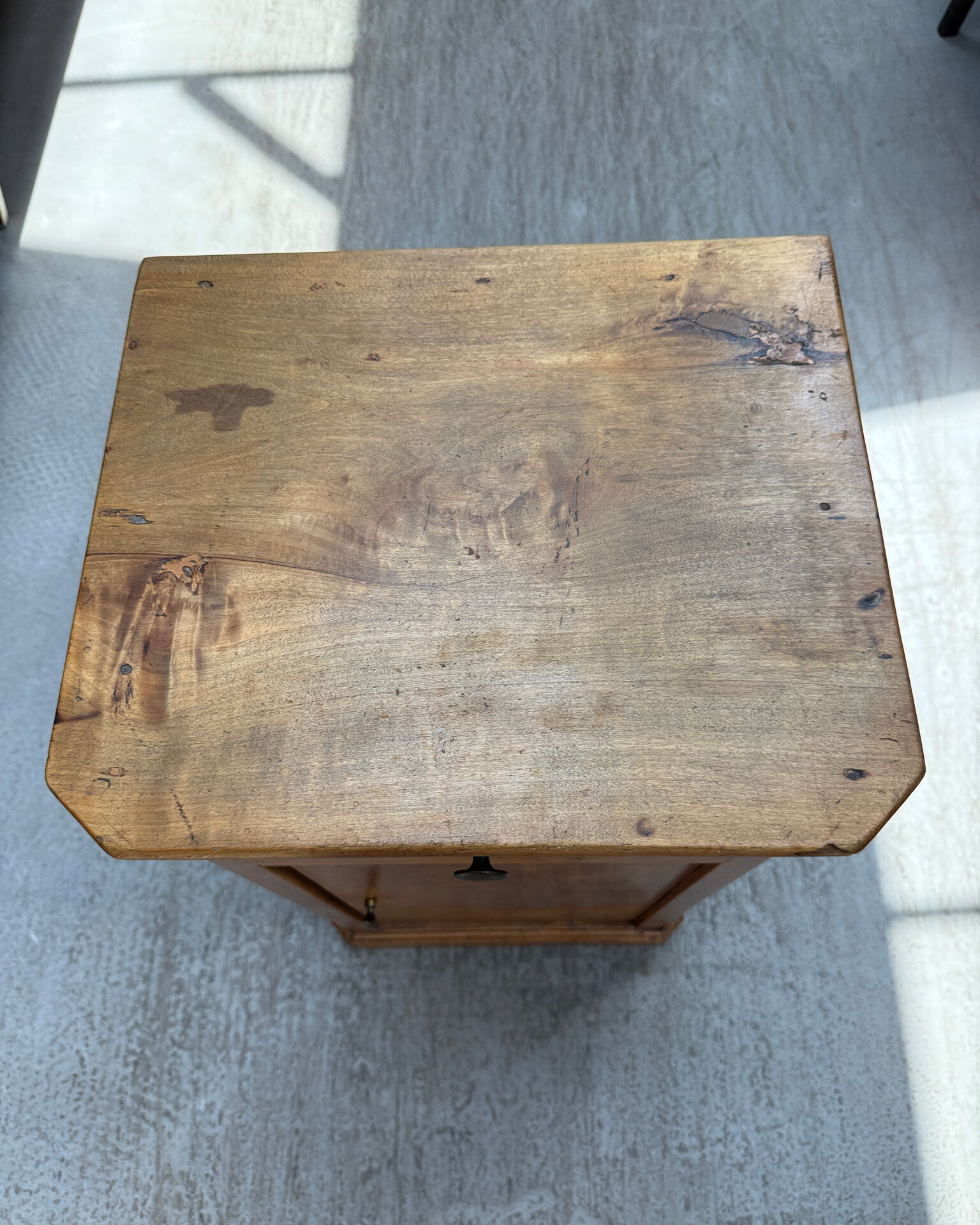 Table de chevet Louis-Philippe (rénovée)