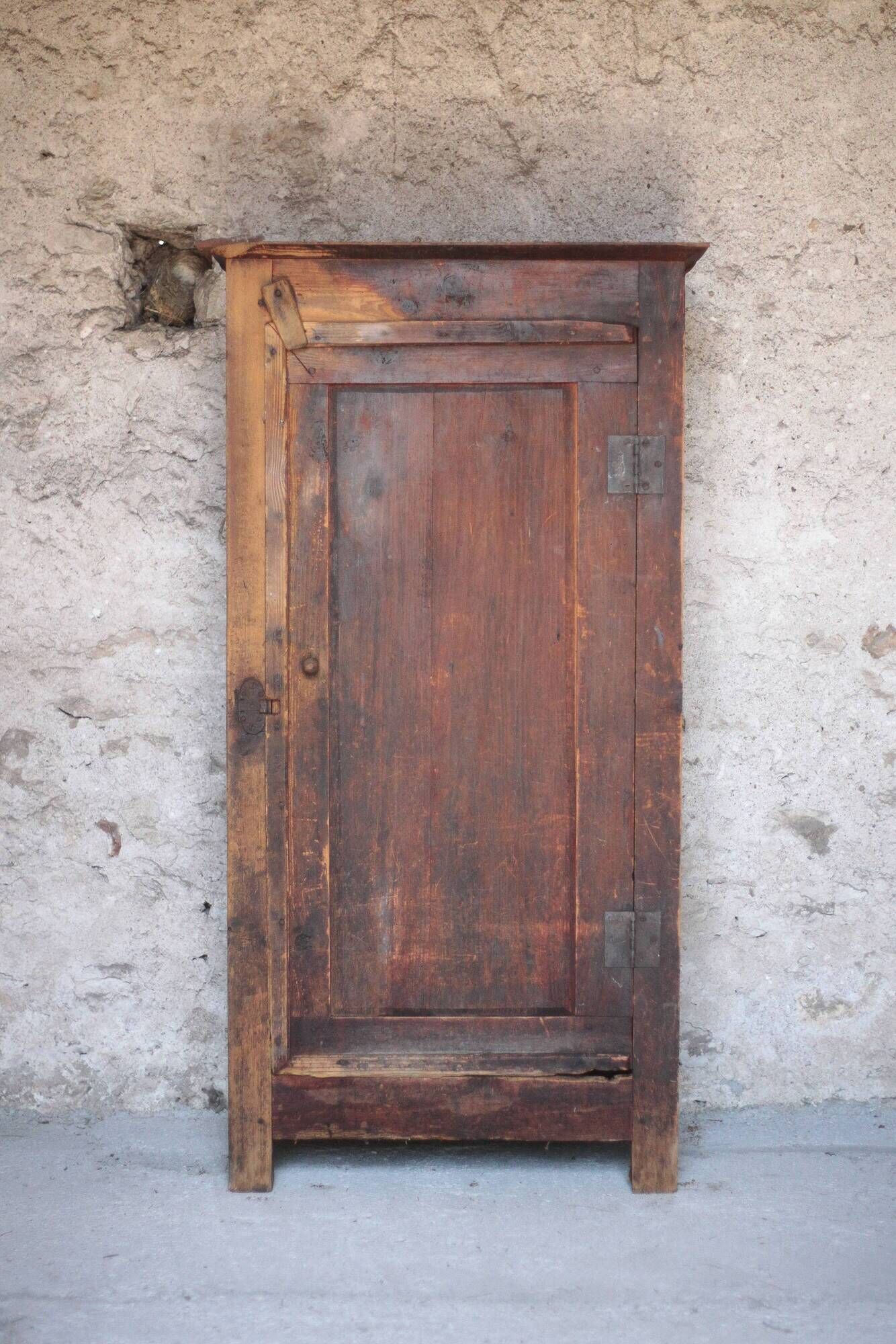 Antique wooden cabinet with 1 door, storage unit, bonnetière, kitchen furniture.