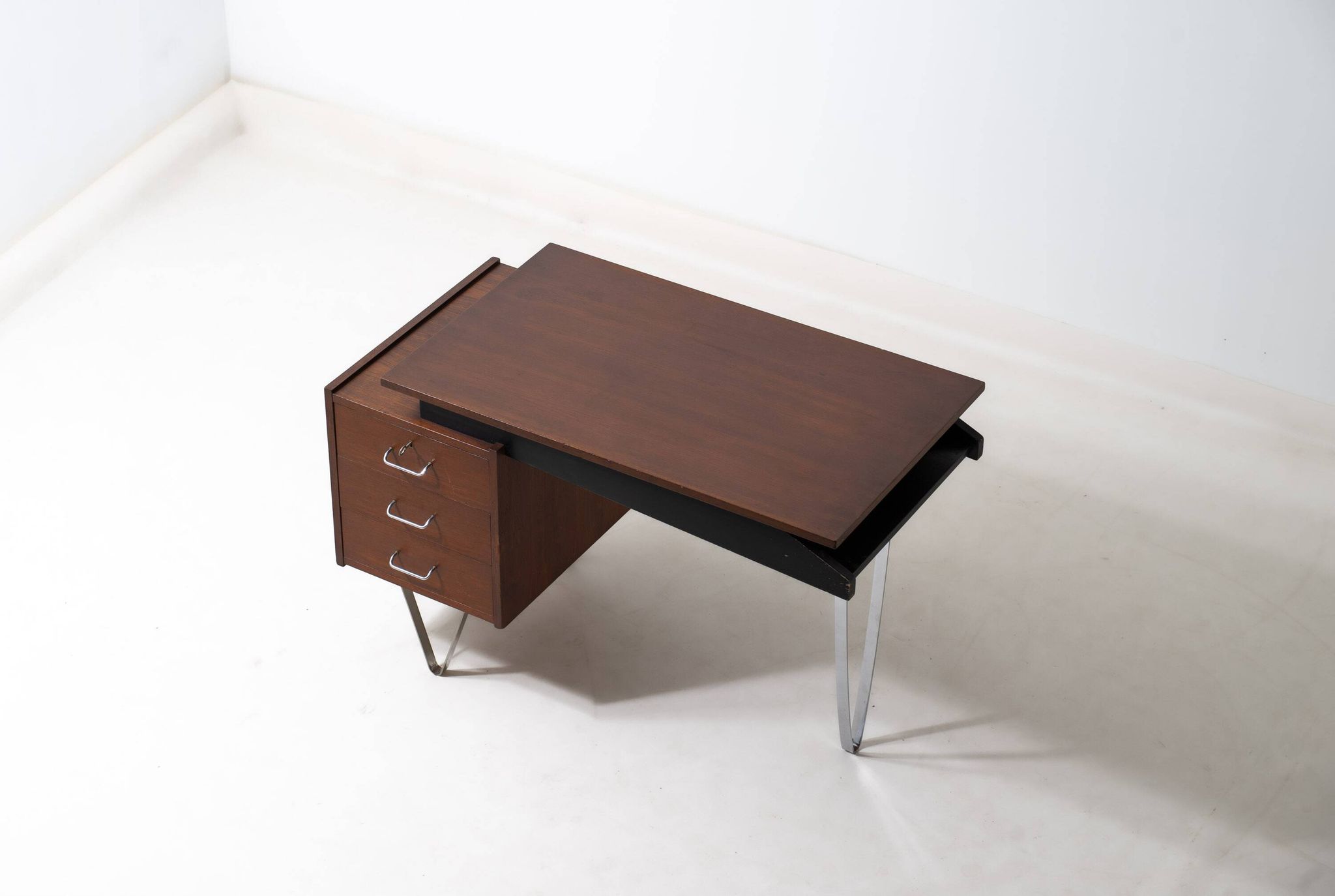 Floating minimalist hairpin desk by Nijkerk, 1950s