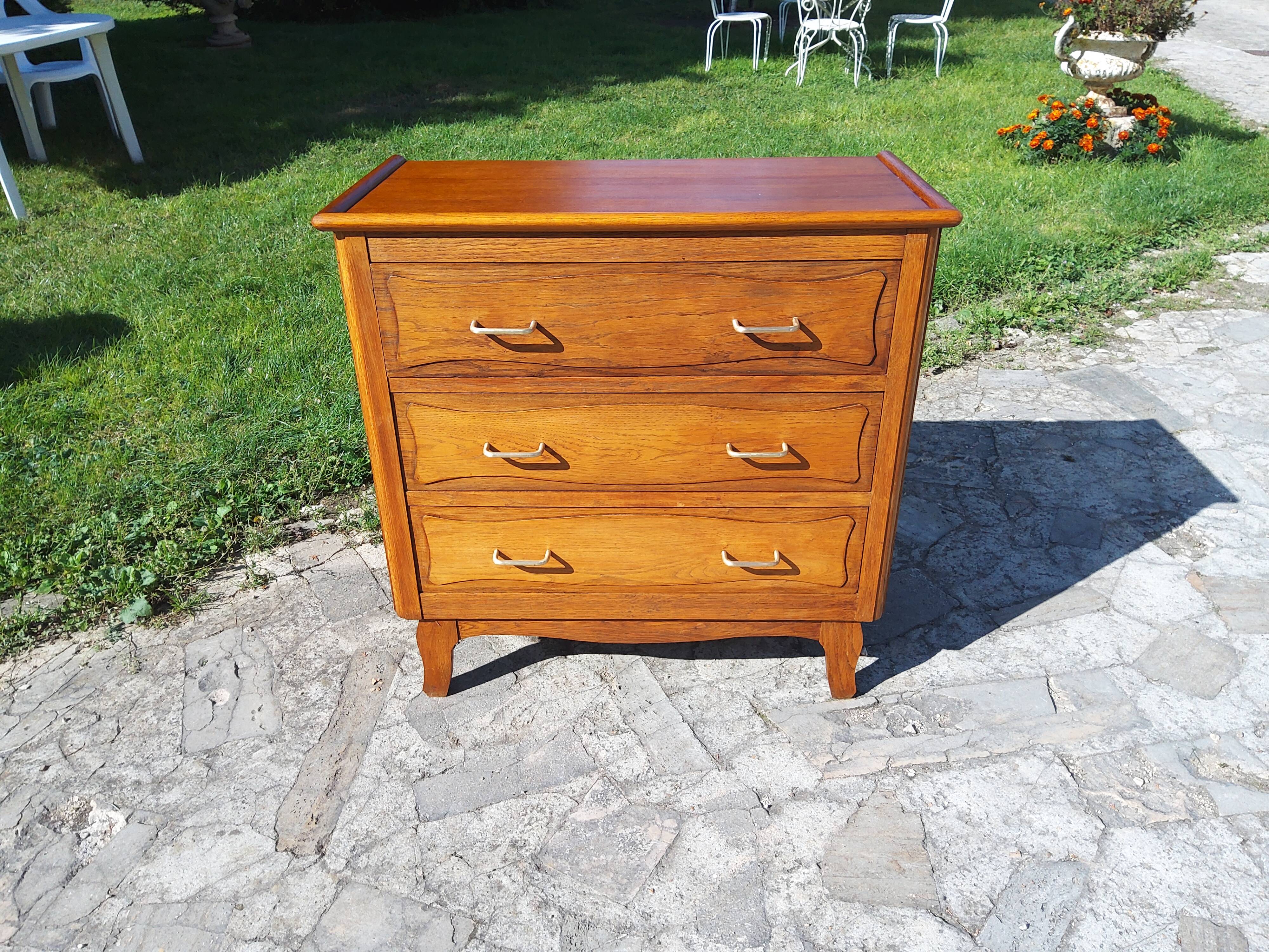 1940s chest of drawers