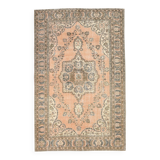 Tapis persan vintage saumon et ivoire, médaillon floral noué main,182x284Cm