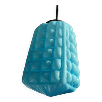 Opaline suspension
