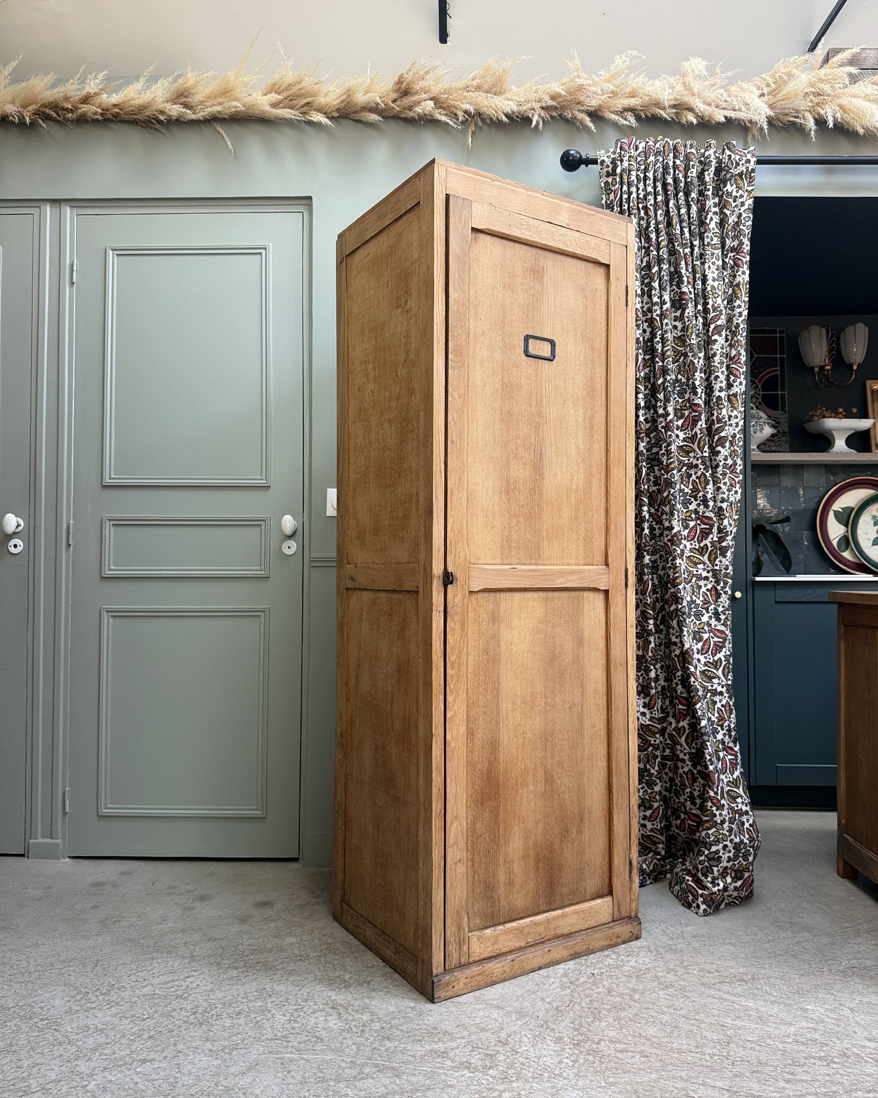 Vintage oak bonnetière (renovated)