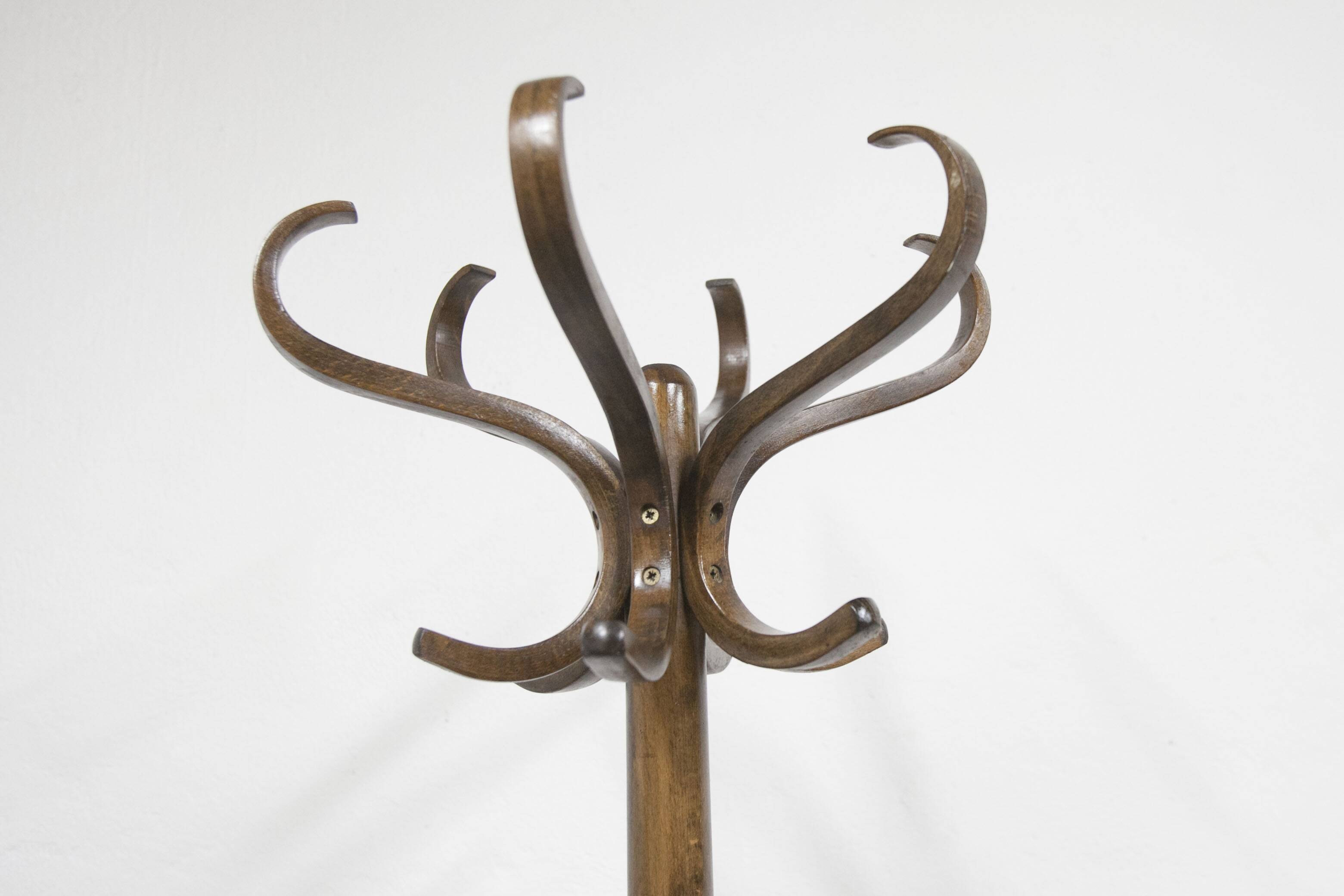 Baumann parrot coat rack 1960