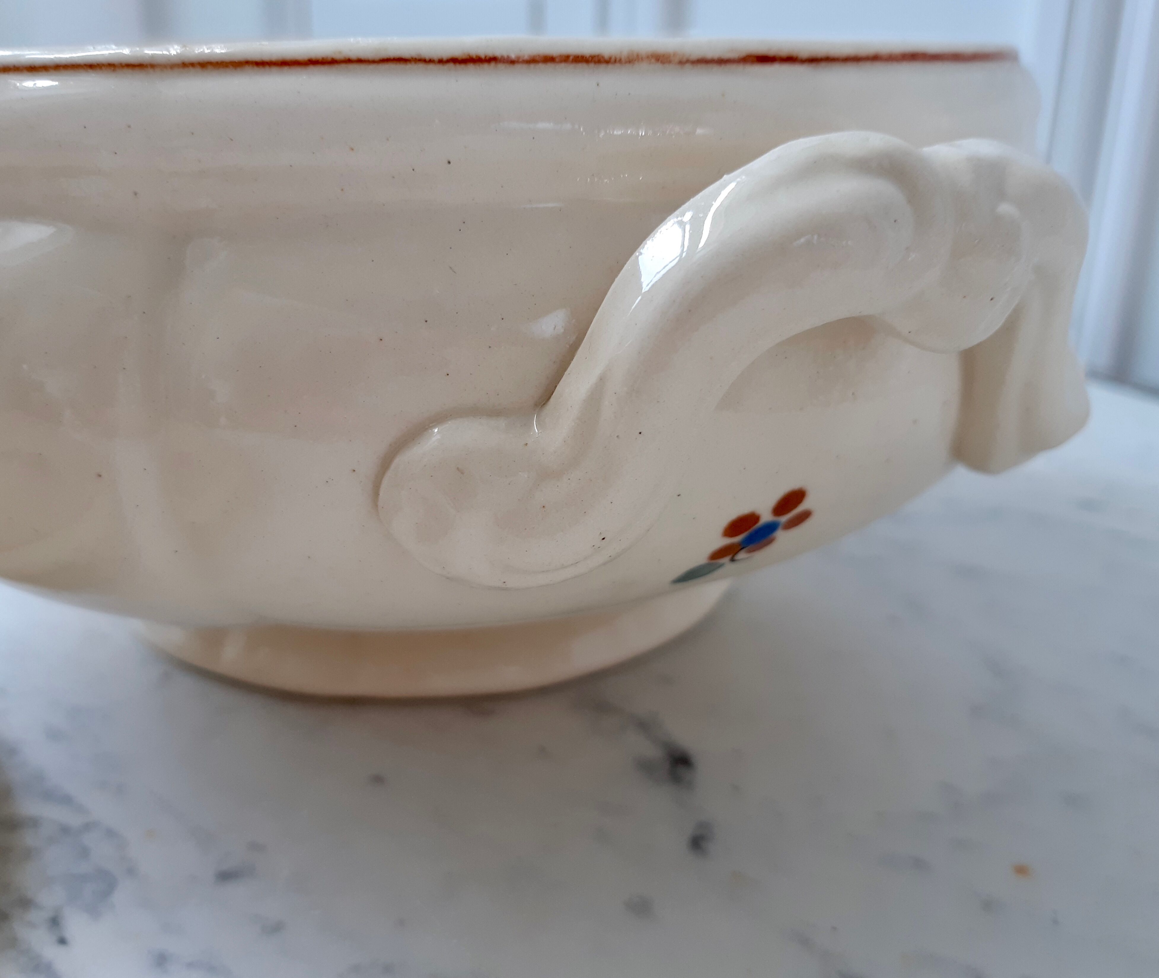 Soupière Digoin Sarreguemines 1930s