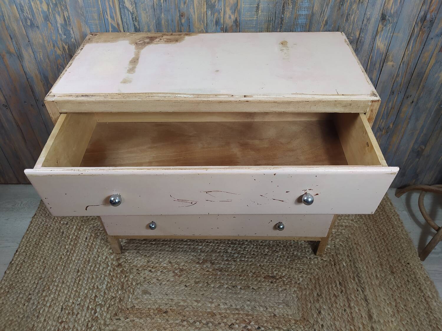 Vintage chest of drawers