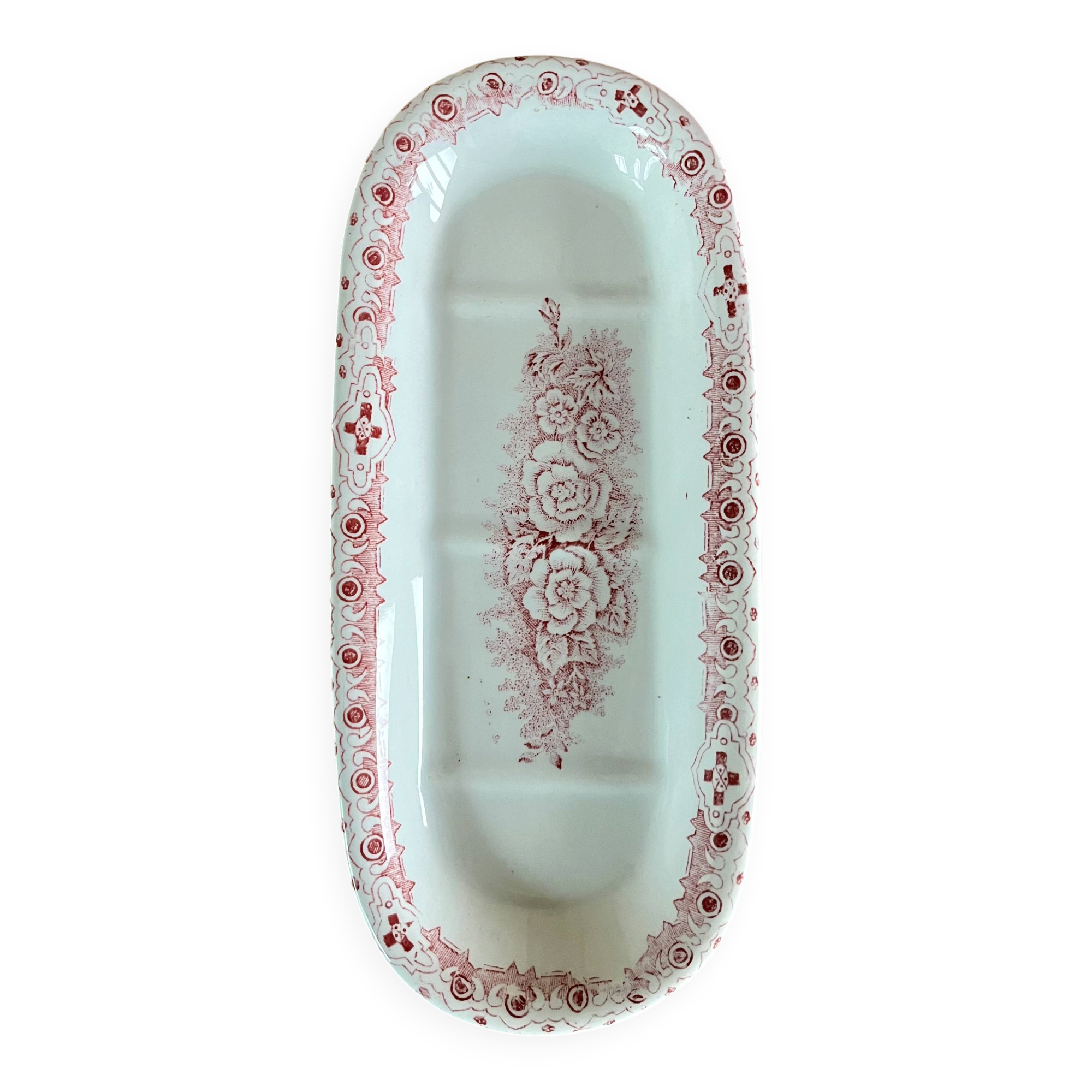 Iron clay soap dish