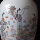 Vase Chinois porcelaine 43cm Qing femmes porcelaine Chine XIX