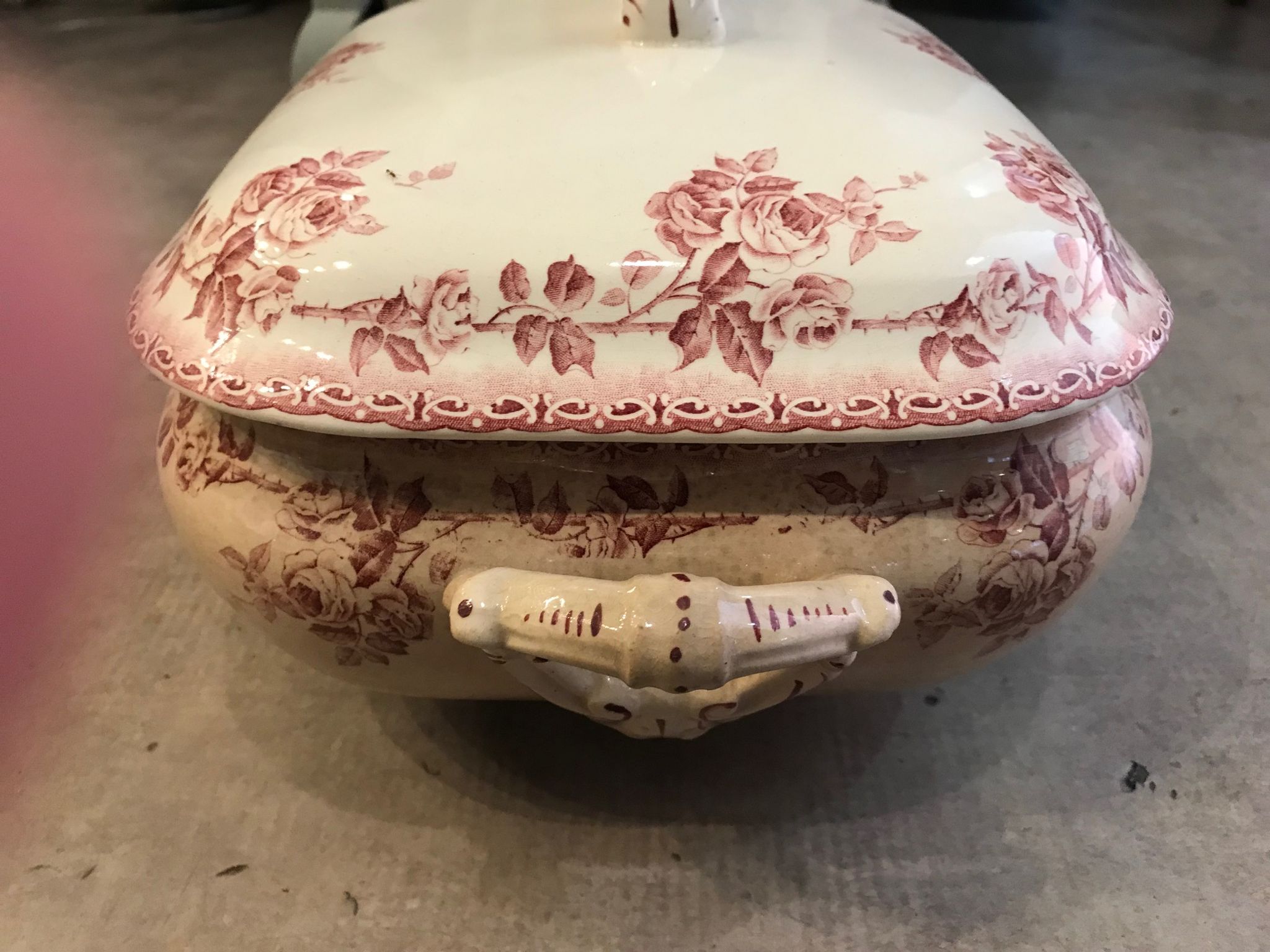 Tureen in faience choisy the king nineteenth floral decoration of roses