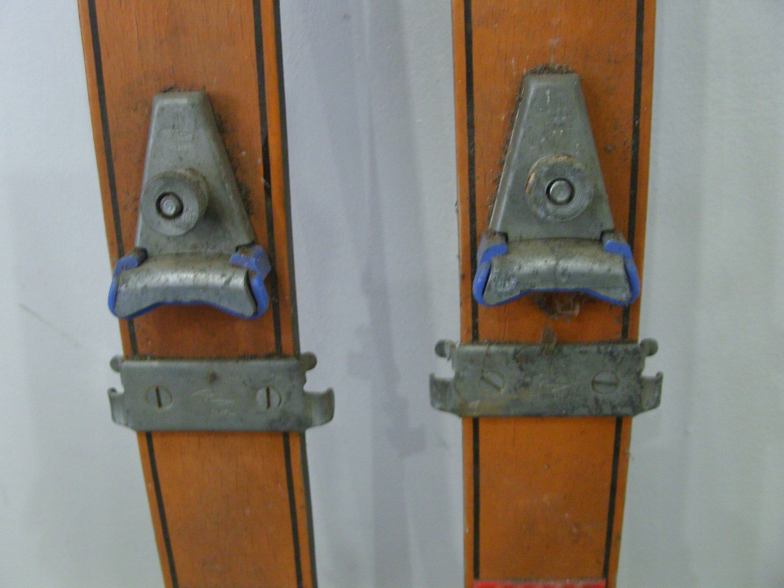 Pair of vintage wooden child skis