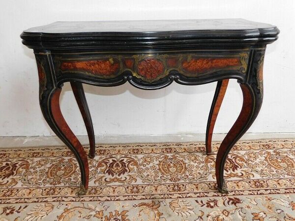 Table à jeux Napoleon lll signée Hoefer