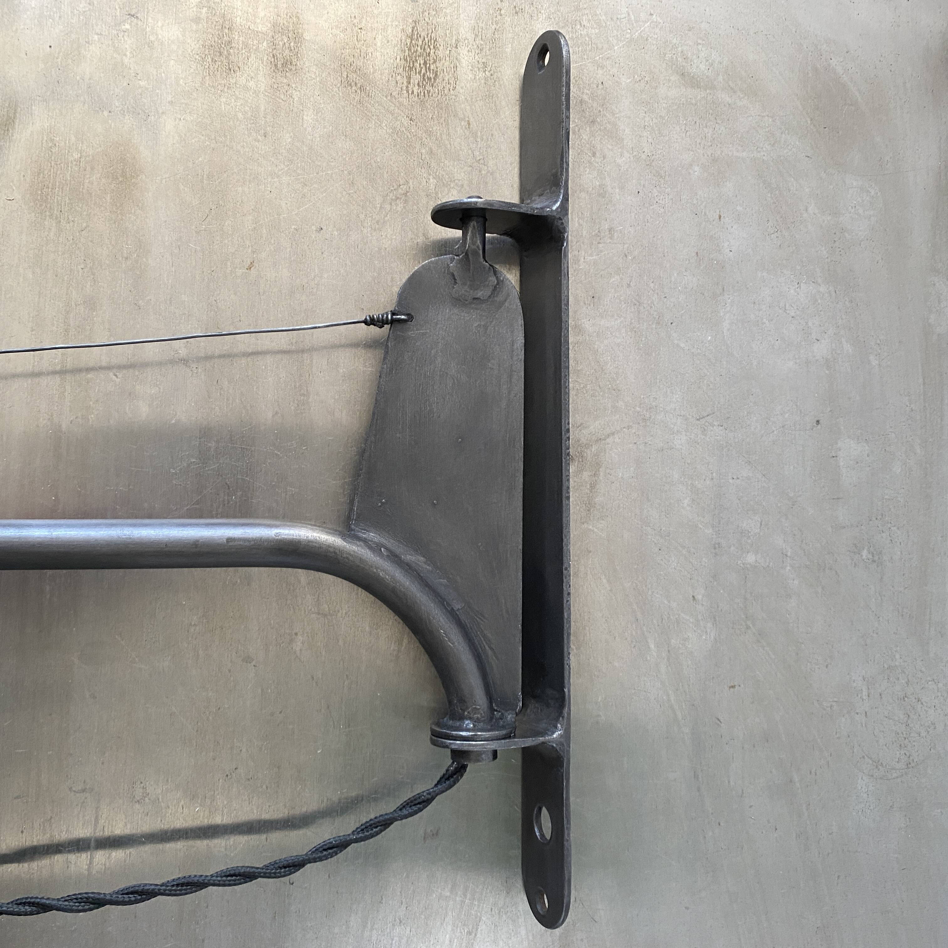 Ancienne lampe potence swing
