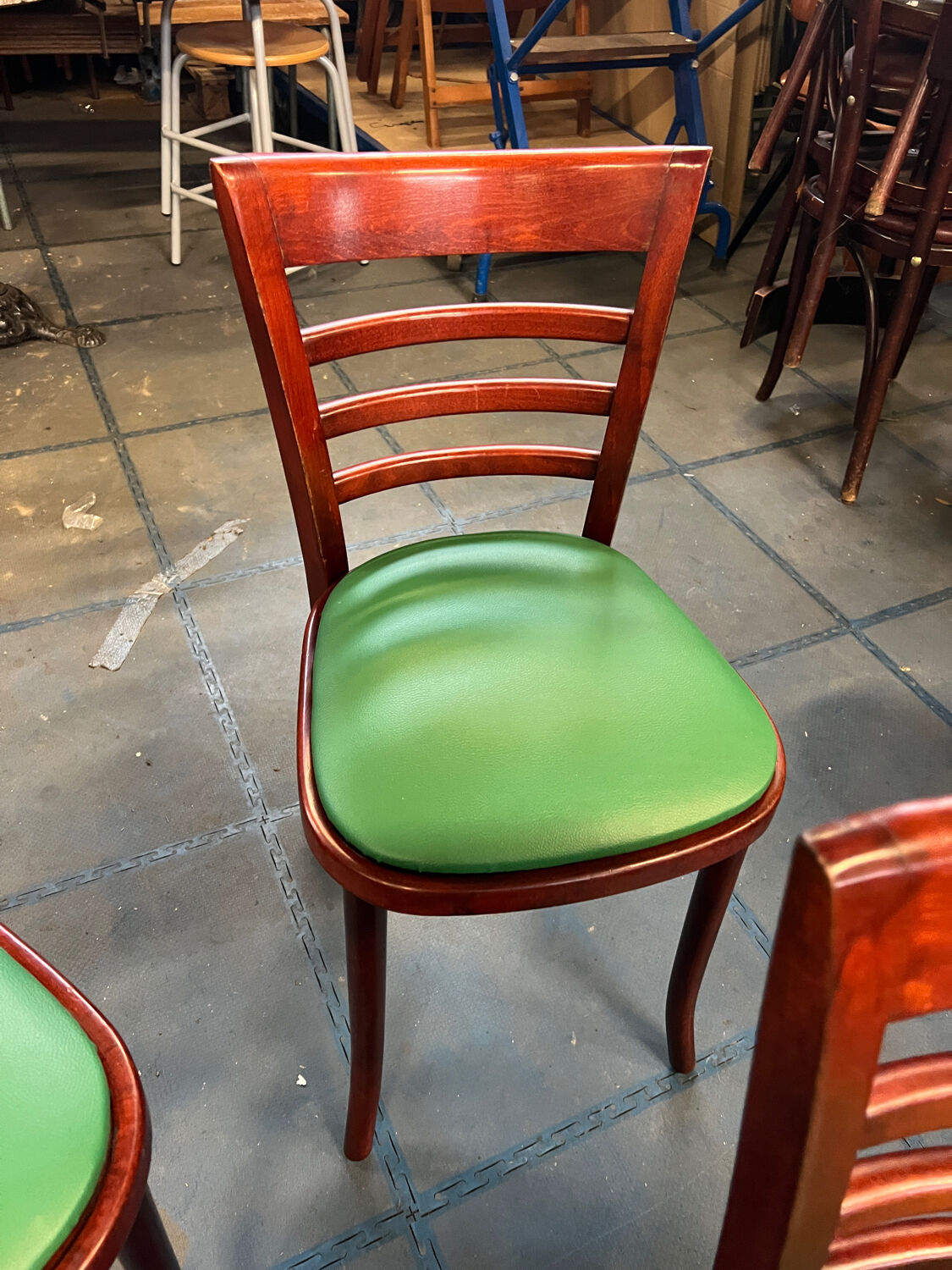 Suite of 4 bistro chairs