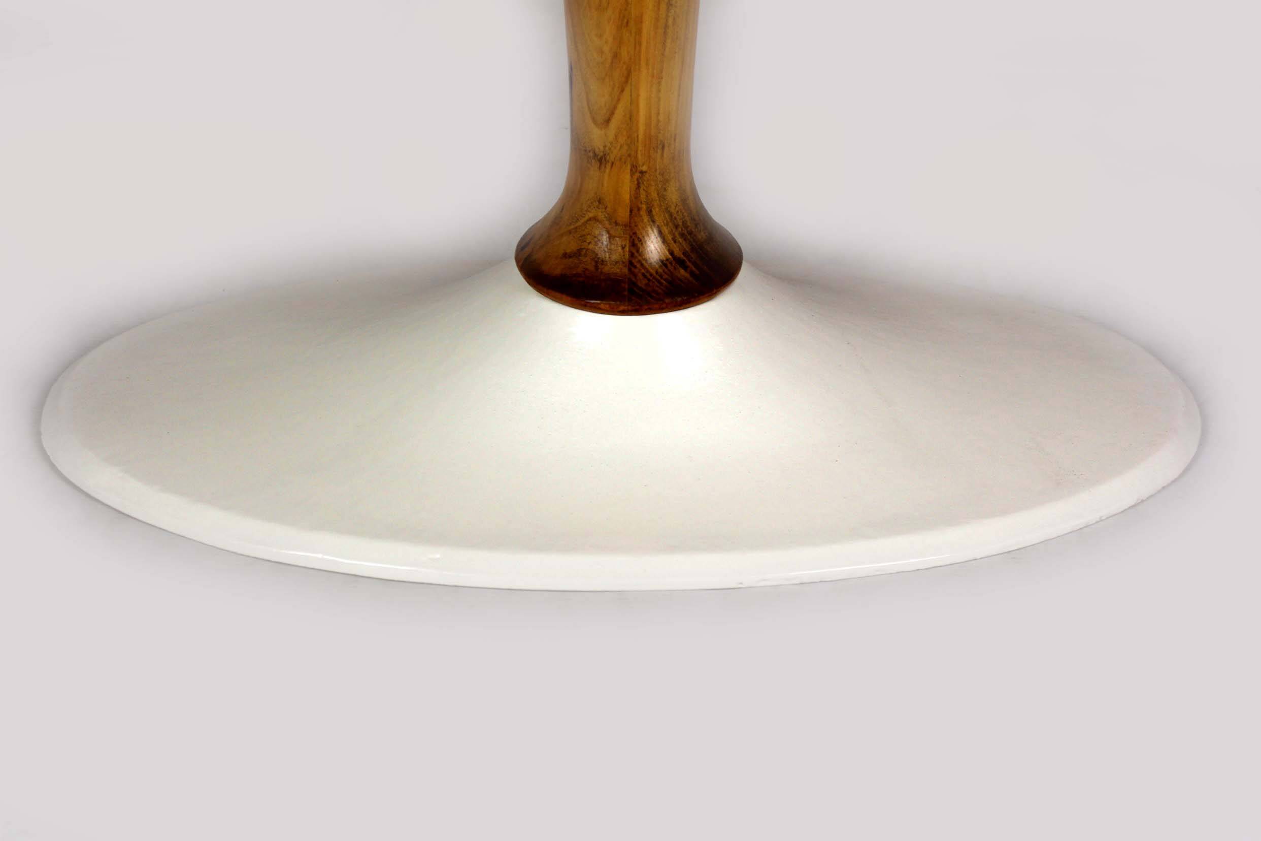 Tulip coffee table in walnut, mid-century modern style, restored by Dřevotvar, 1960s.