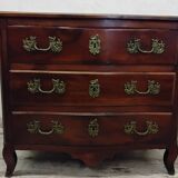 Rustic walnut chest of drawers from the 18th century