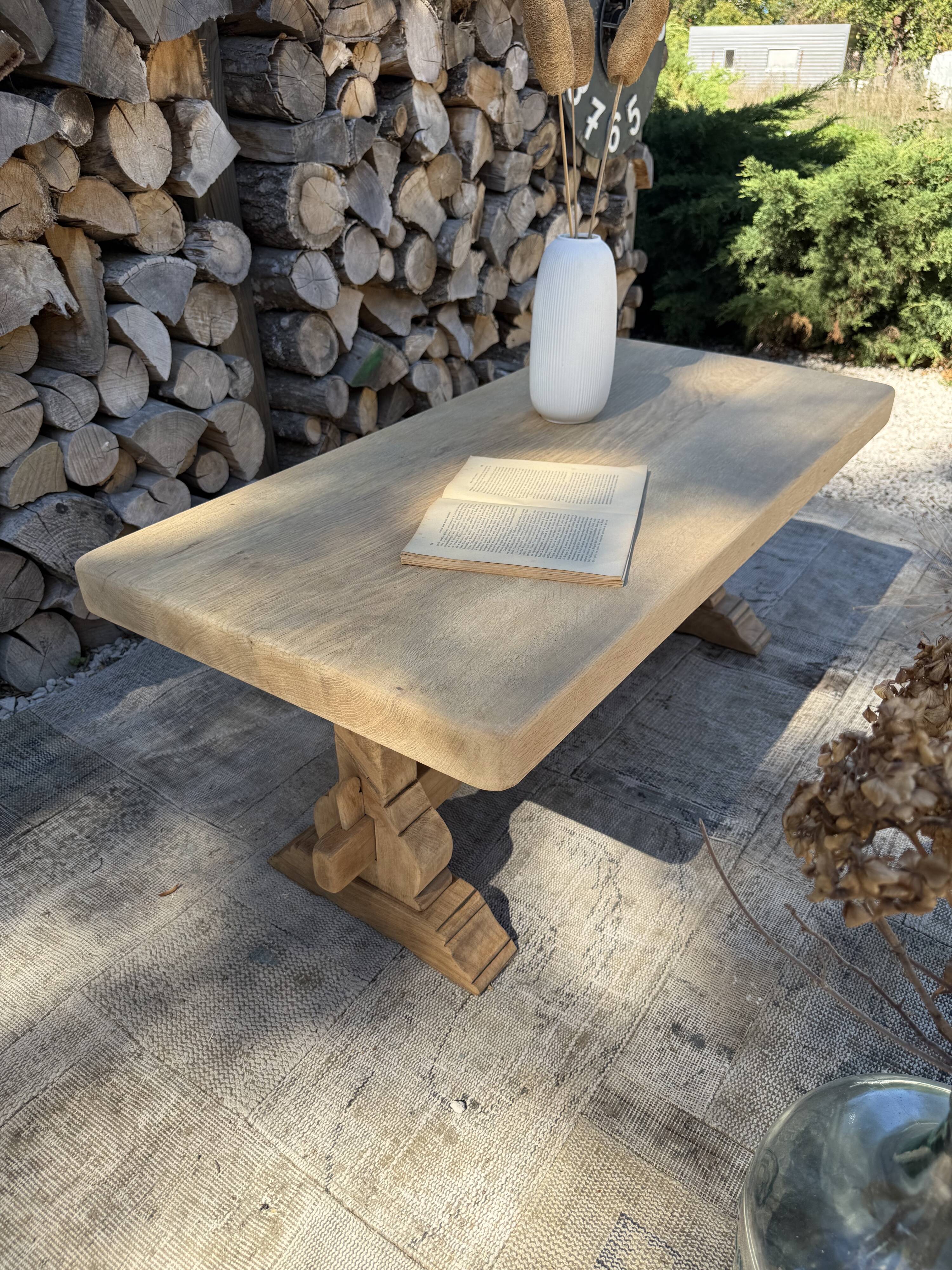 Table basse monastère