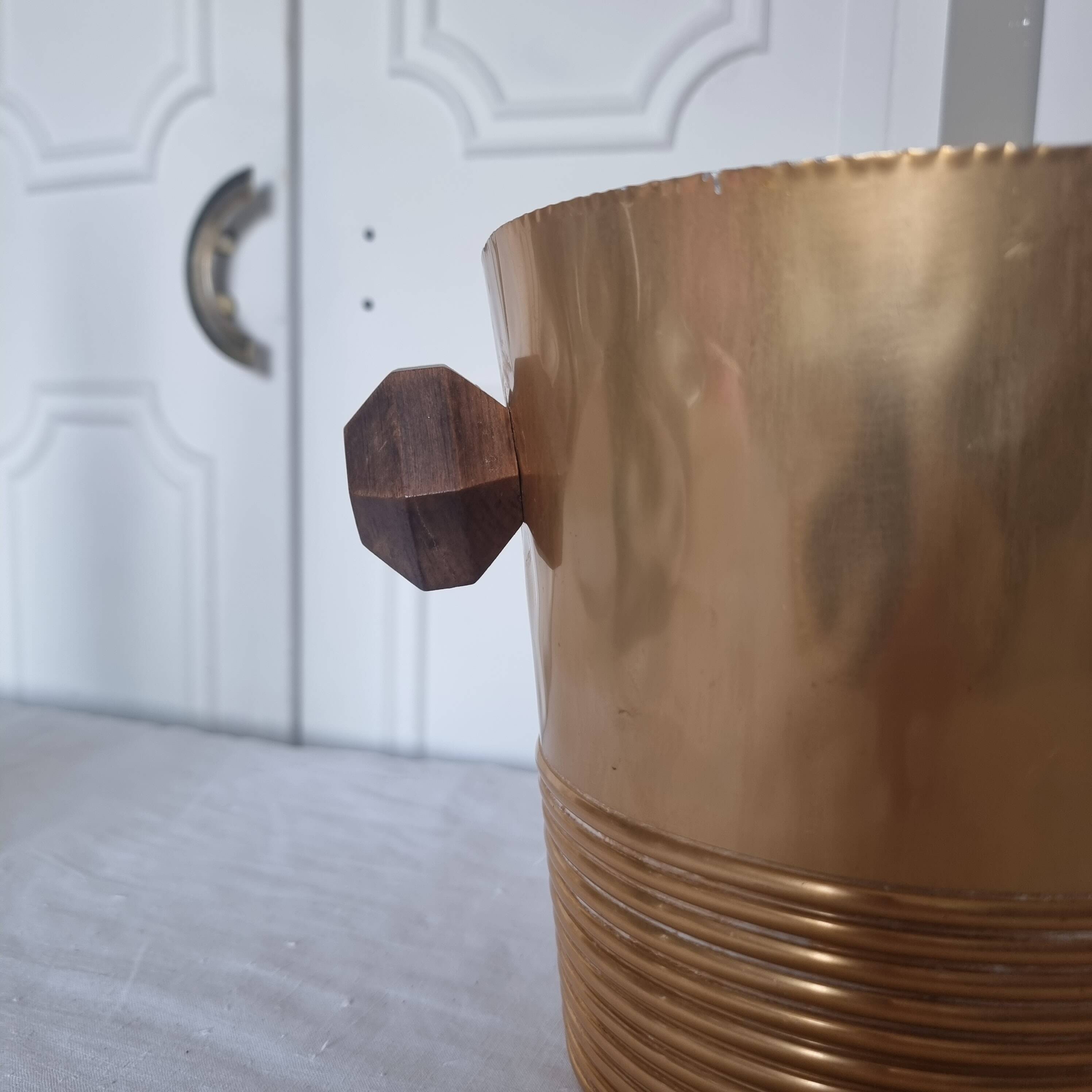 Champagne bucket or art deco champagne bucket 1930 gilded wood