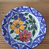 8 assiettes peintes à la main