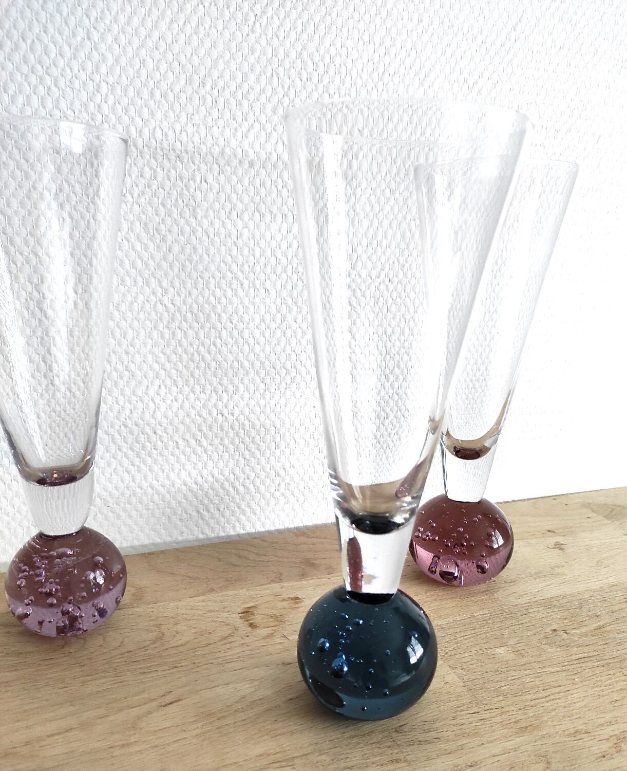 Vintage bubbled glasses