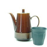 Brown enamelled sandstone teapot with a small lid