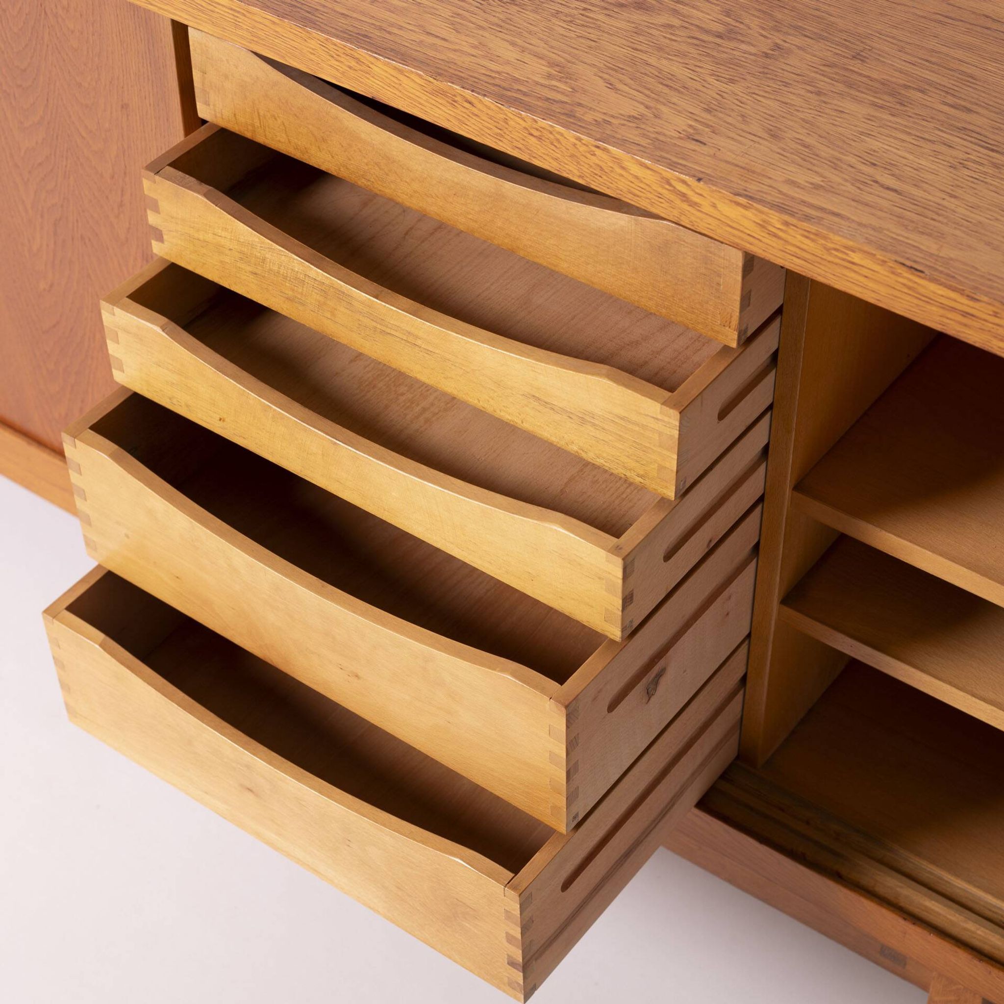 Oak enfilade Uluv, Czechoslovakia 1960s