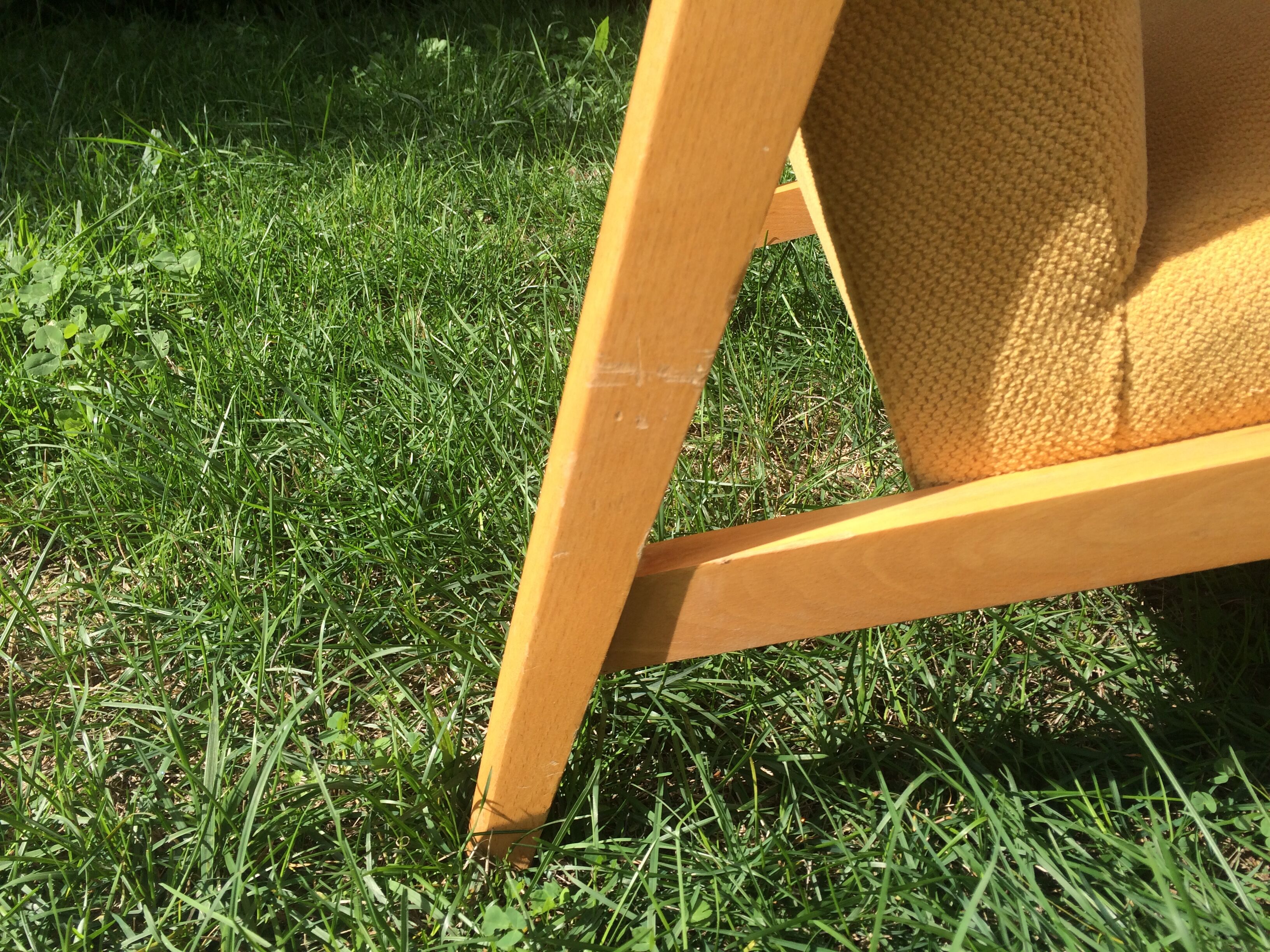 Vintage chair feet yellow compass - 60s