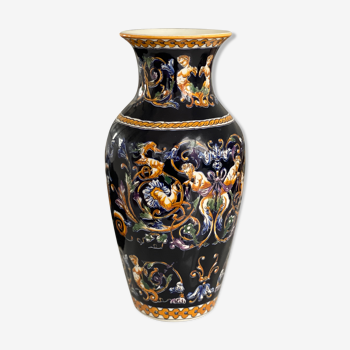 Vase Gien Renaissance