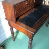 Bureau Louis Philippe à Gradin