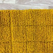 Tapis en laine marocain jaune traditionnelle taille 150 x 250 cm