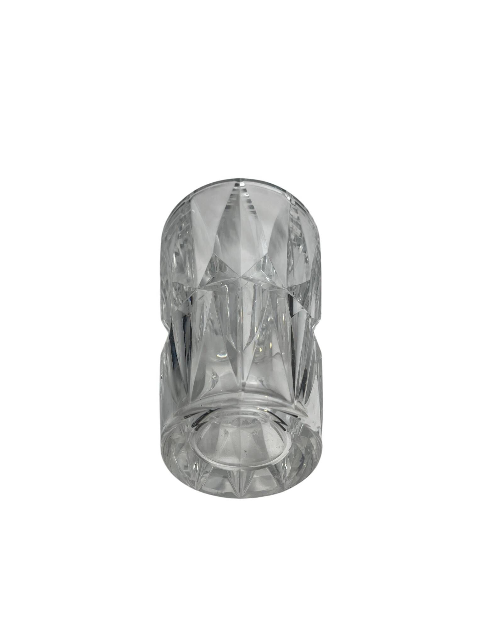 Saint Louis, vase en cristal tronconique signé vers 1950