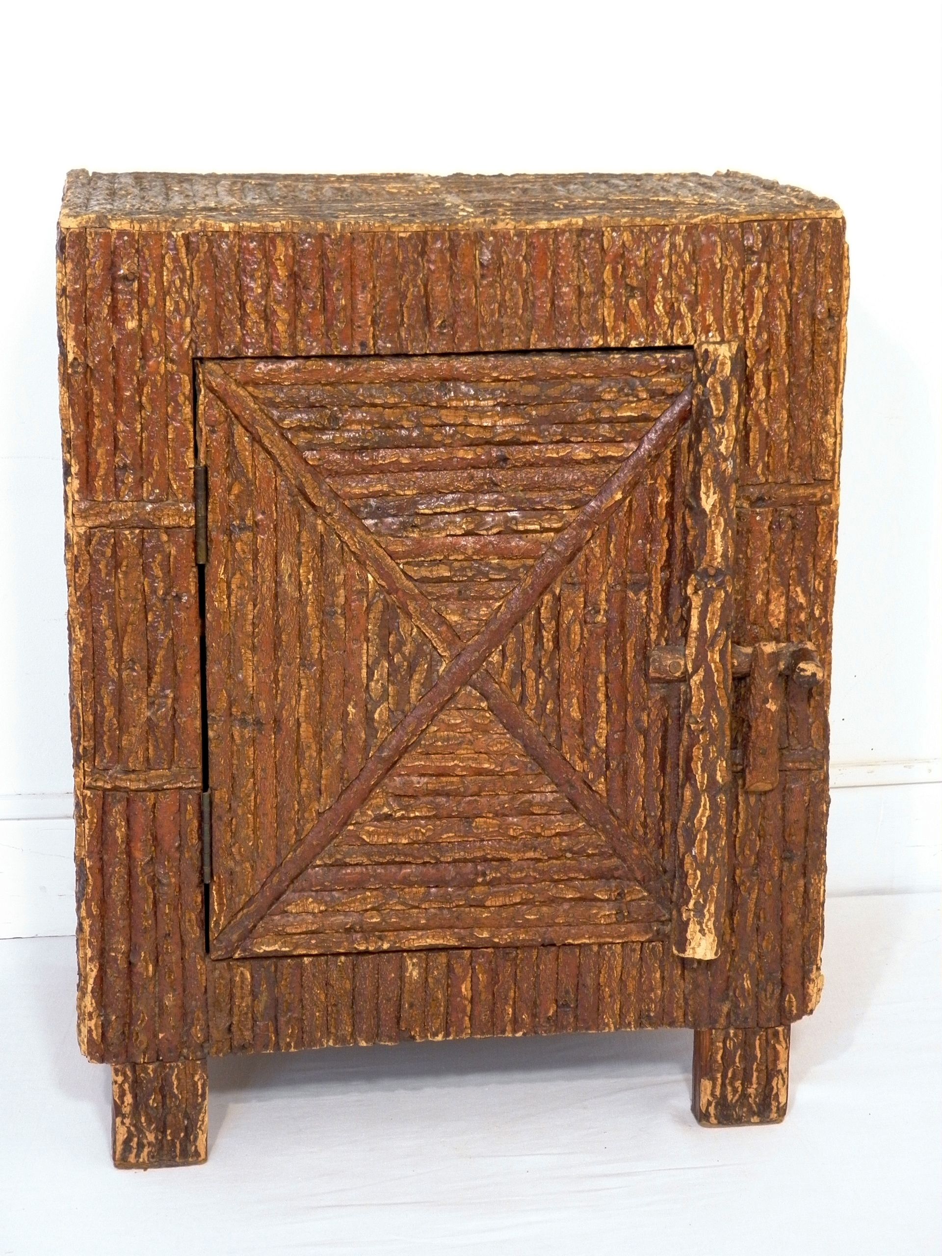 Dutch bedside marquetry Cork-folk art