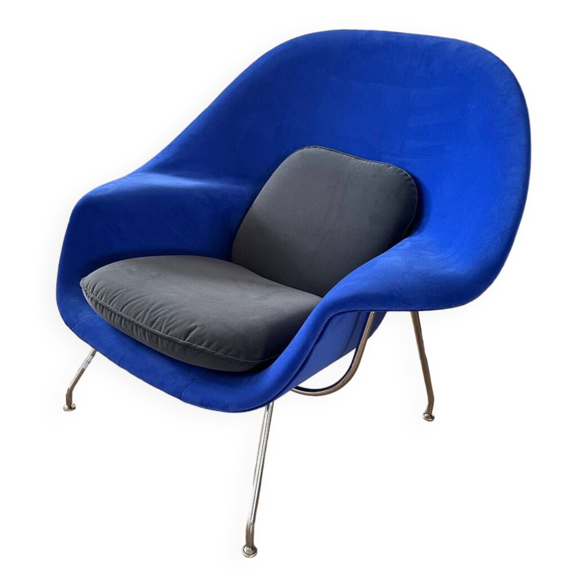 Womb Chair Eero Saarinen Knoll Studio