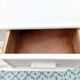 Commode blanche en rotin