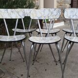 Formica table and 6 chairs