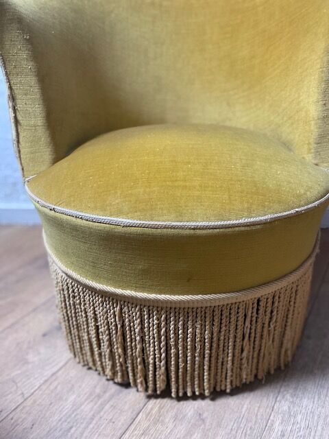 Vintage toad armchair