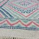 Tapis de chaise blanc et rose 48 x 42 cm