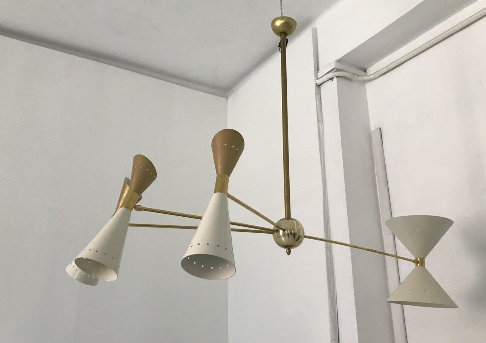 Pendant light 8 lights brass white and golden