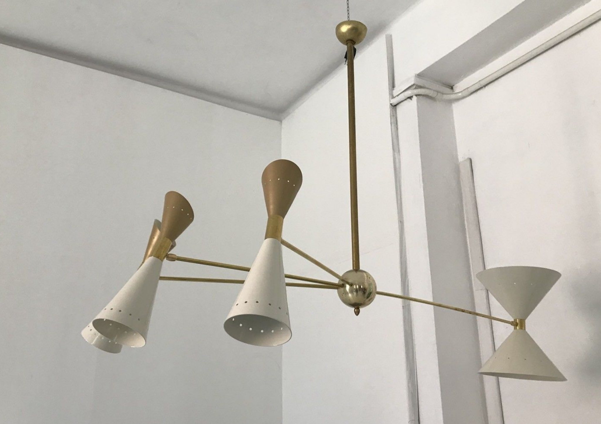 Pendant light 8 lights brass white and golden