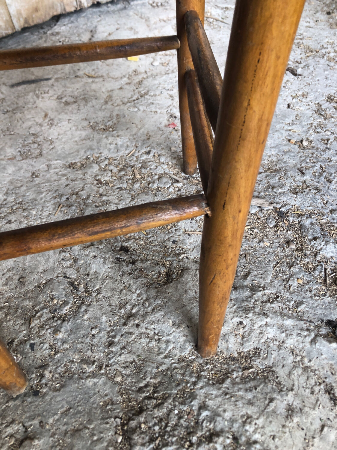 Chair bistrot in wood turned 70s vintage