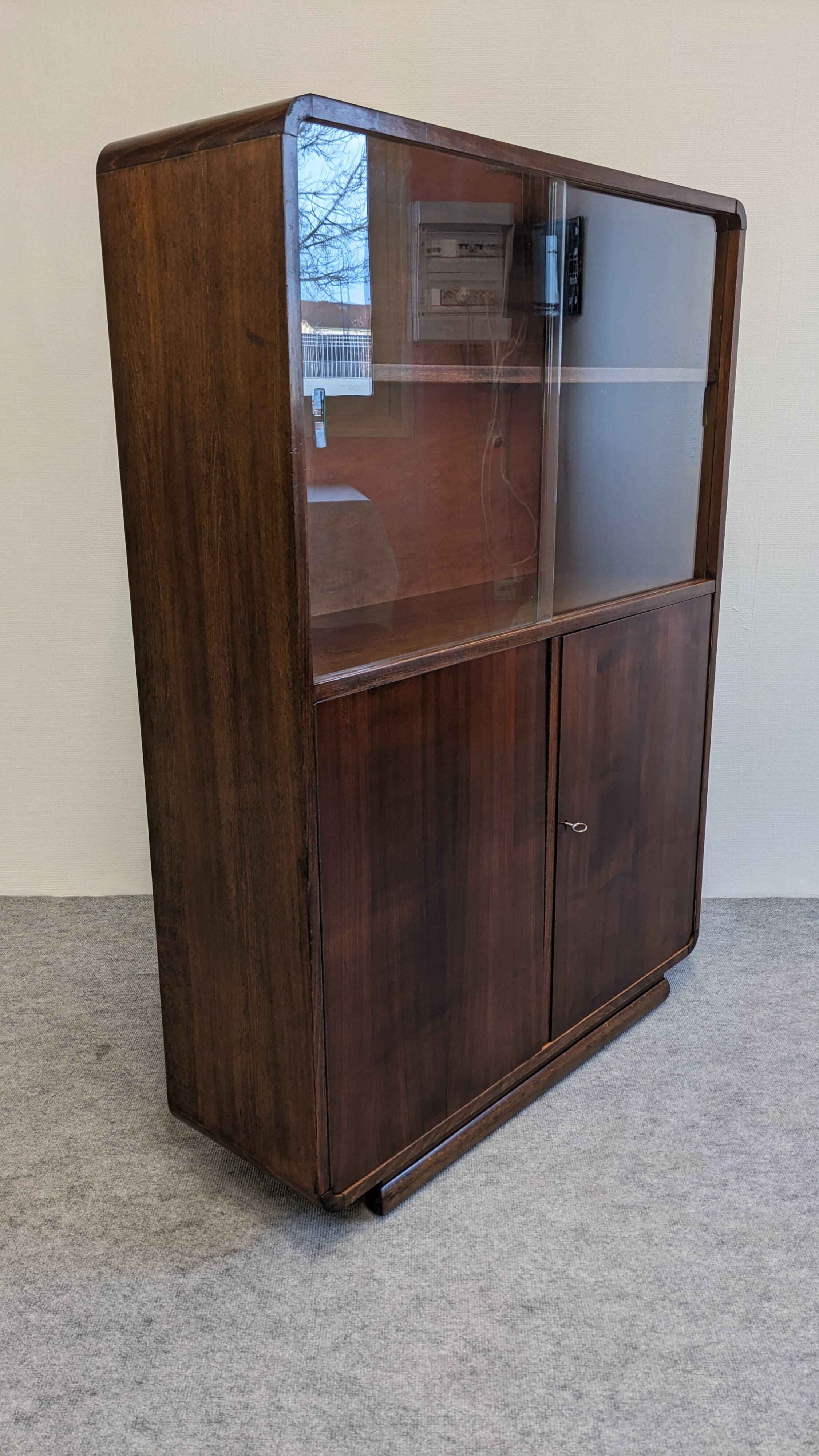 Art Deco style showcase circa 1950